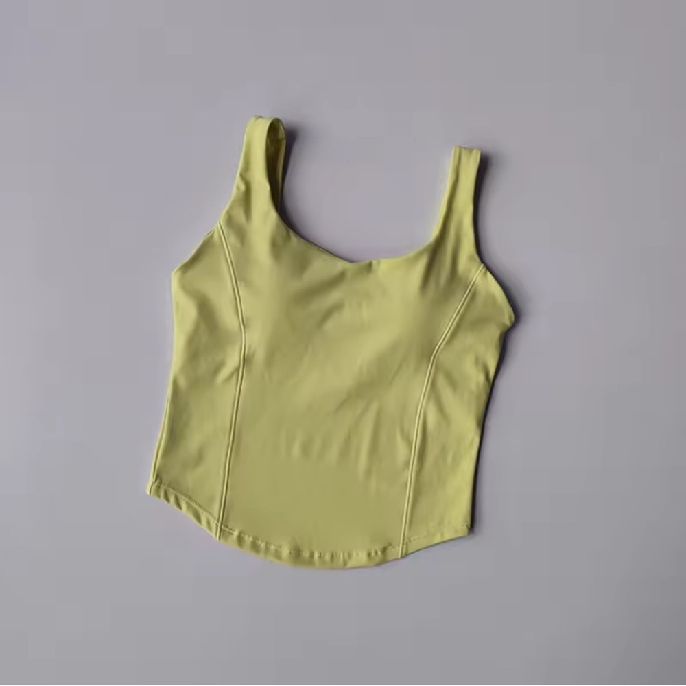 🌿 Green Gym Tank